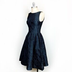 Elegant Black Textured H&M Cocktail Dress w/ Hidden Pockets - Party Dress